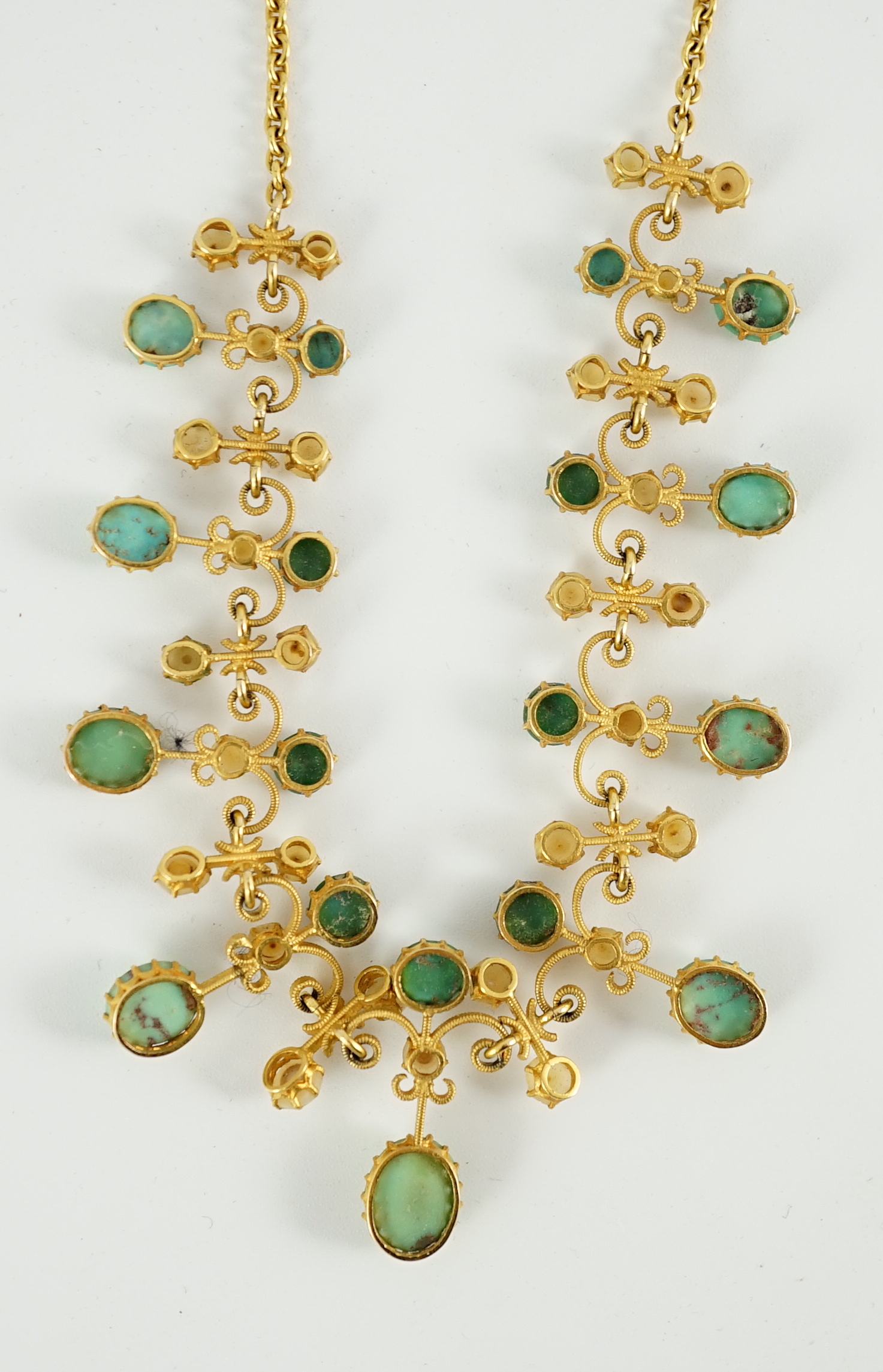 A cased Edwardian gold, turquoise and split pearl set necklace